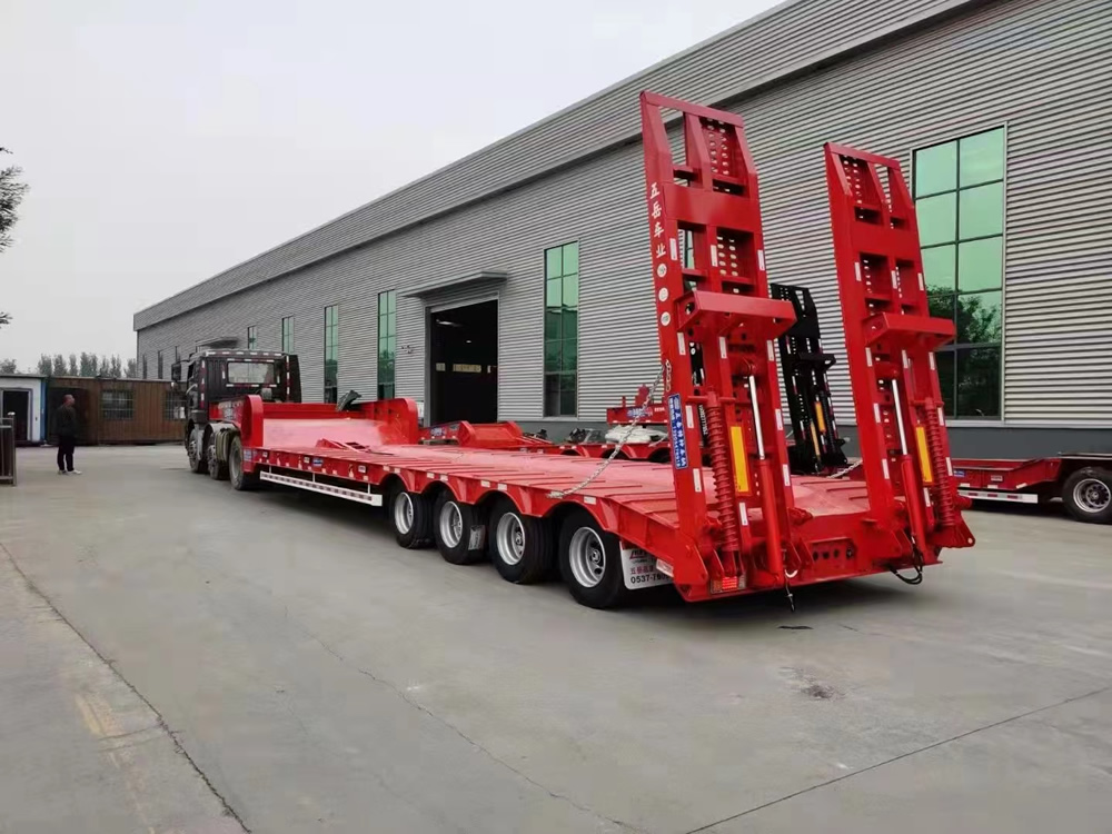 ���̰���