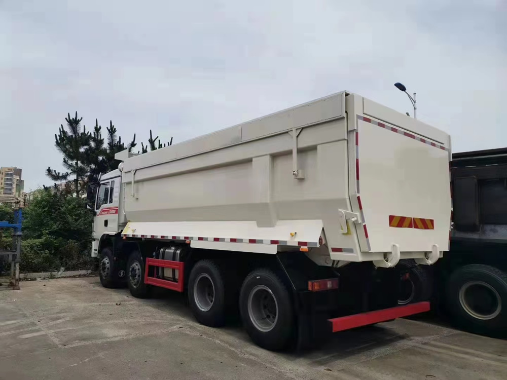 ���̰���